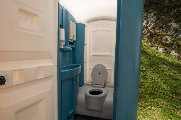 Best Sanitation services for porta potties  in Maumelle, AR